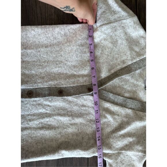 Athleta Westlake Gray Cardigan Sweater Wool Blend Button Front XS Athleisure - Picture 13 of 13